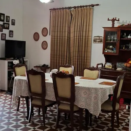 Habitacion La Luz Homestay